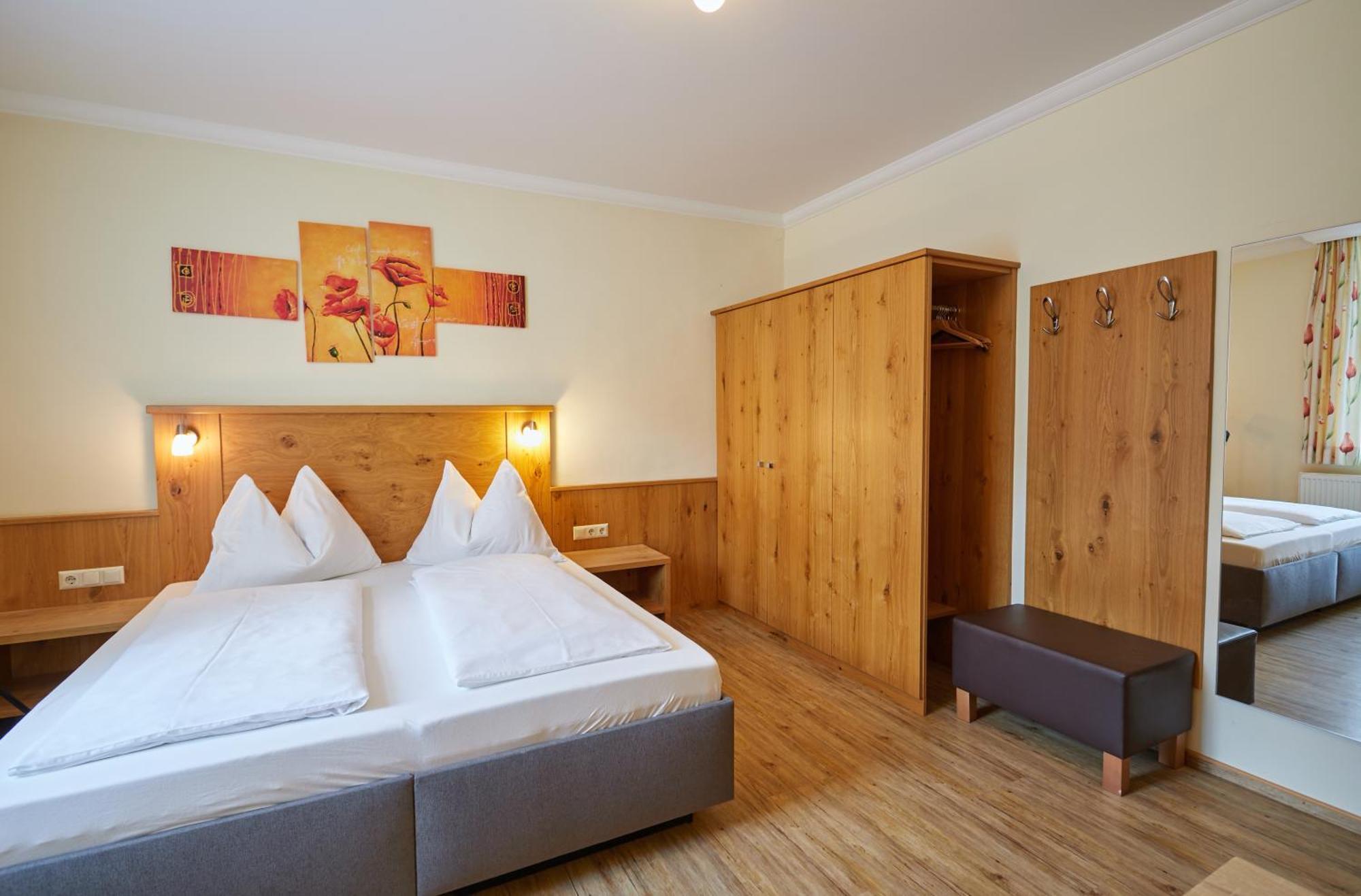Hotel Gasthof Stenitzer Haus im Ennstal Dış mekan fotoğraf