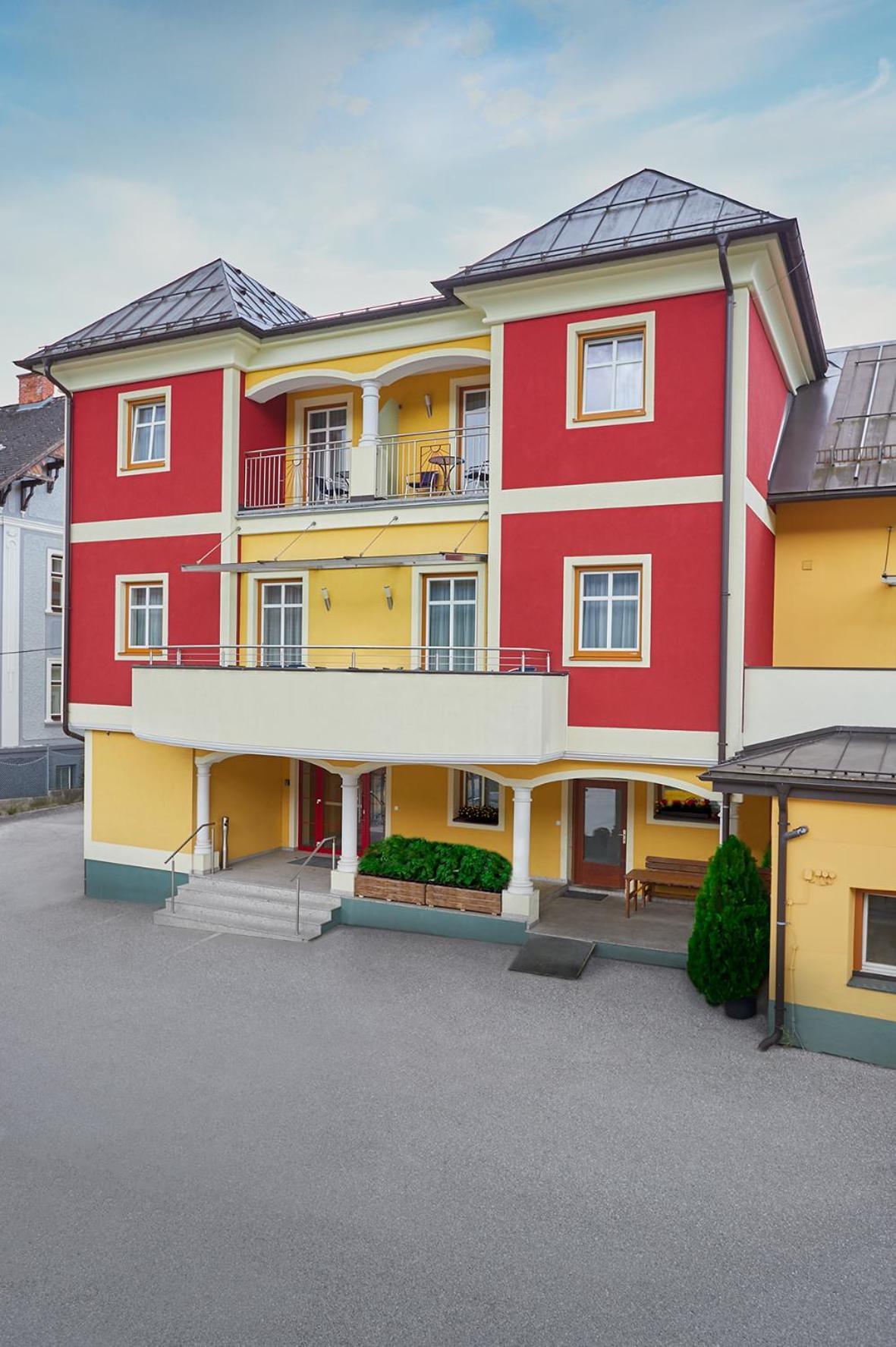 Hotel Gasthof Stenitzer Haus im Ennstal Dış mekan fotoğraf